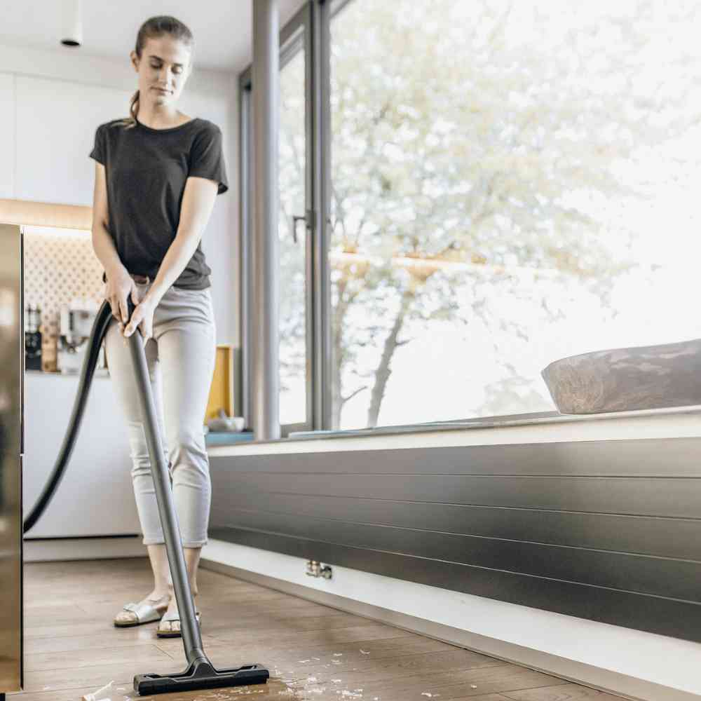 Karcher WD2 Wet & Dry Vacuum Cleaner Made in Romania - Image 3